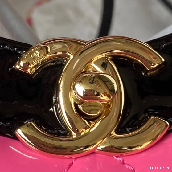First Bag Ru CHANEL BAG 31 SHOPPING MINI 0802